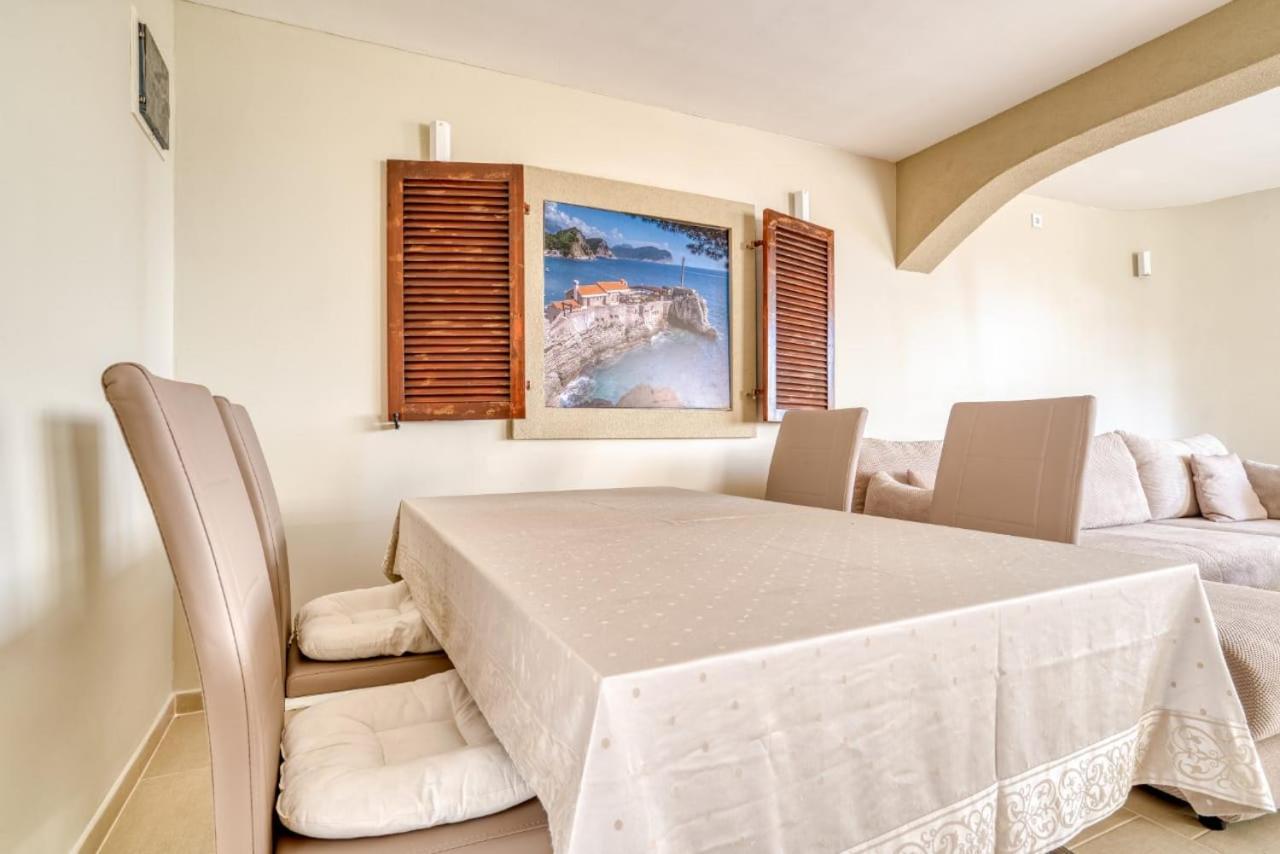 Savovic_Lux Apartment Petrovac Екстериор снимка