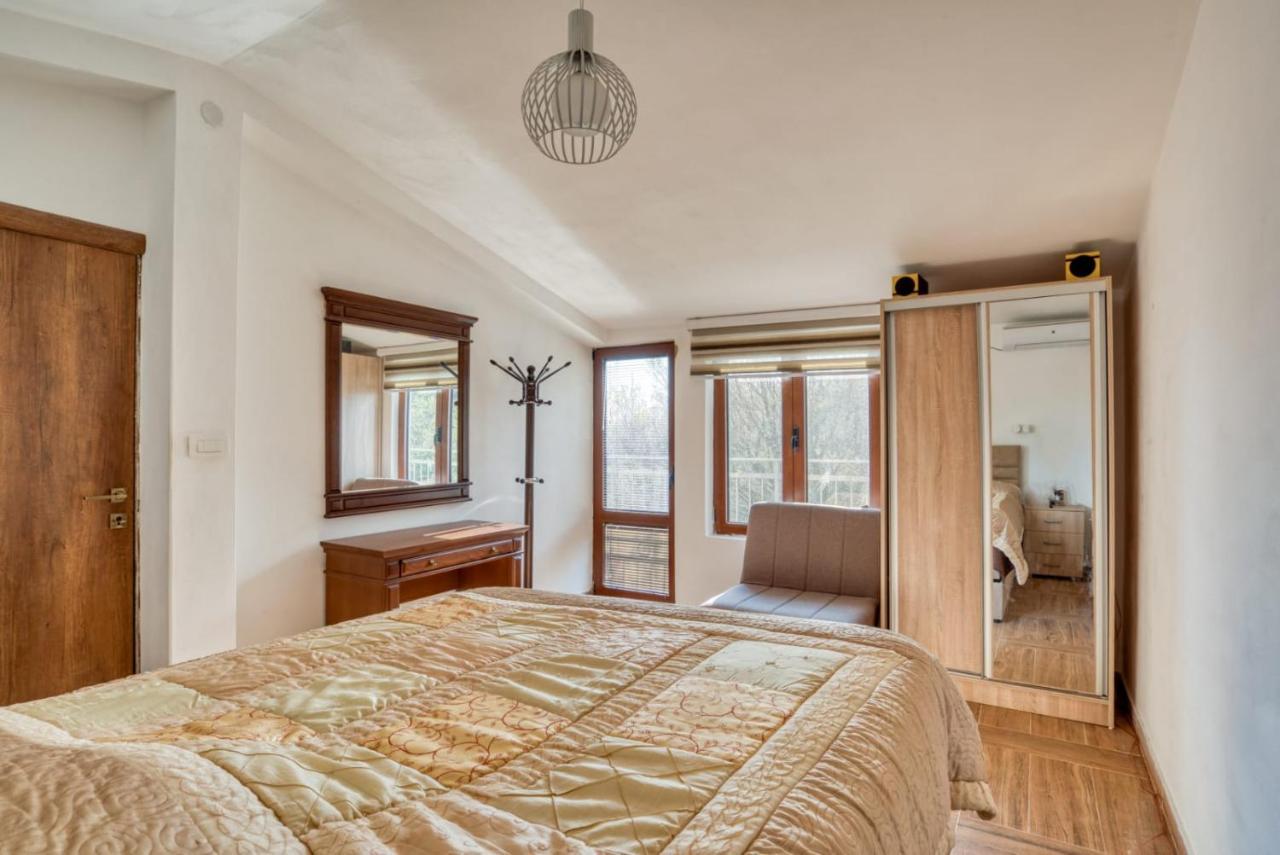 Savovic_Lux Apartment Petrovac Екстериор снимка